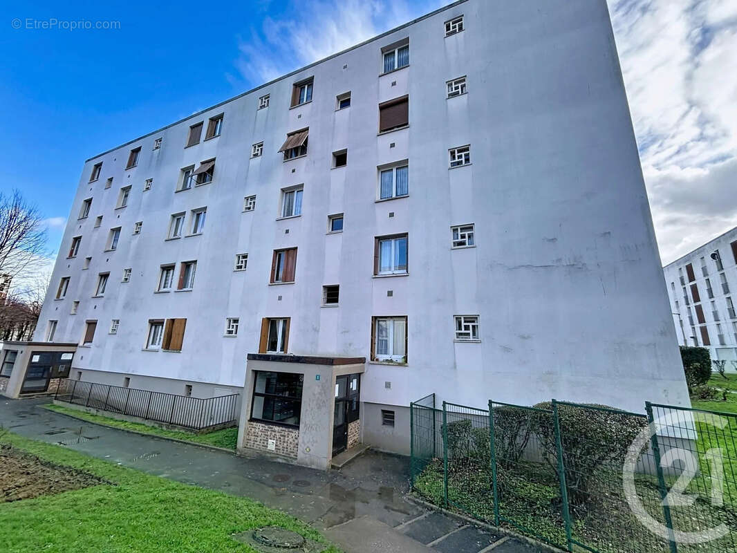 Appartement à GARGES-LES-GONESSE