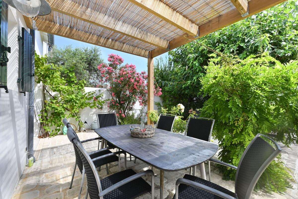Maison à LA FLOTTE