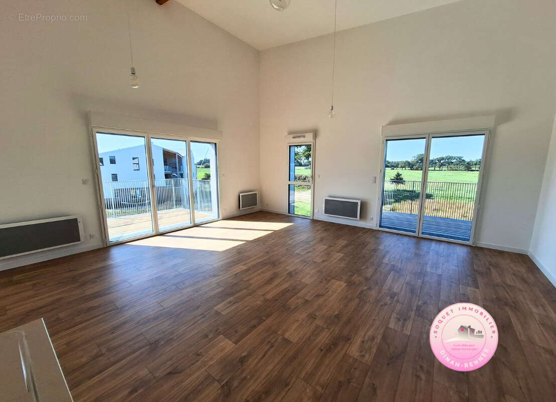 Appartement à LE RHEU