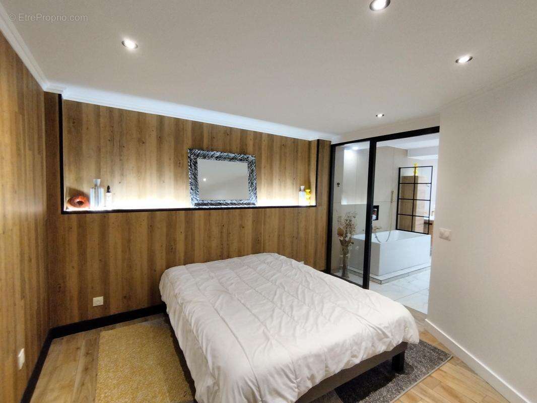 Maison à VILLEFRANCHE-SUR-SAONE