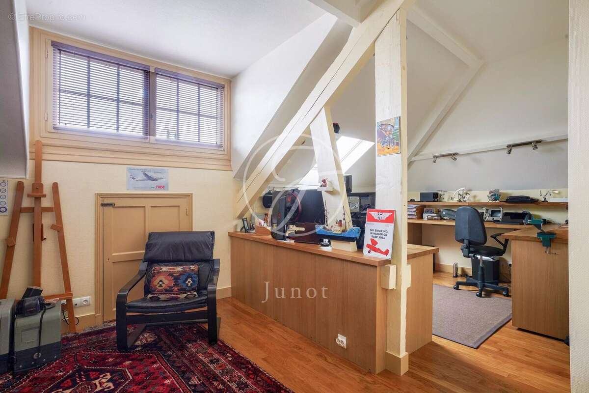 Maison à LE VESINET