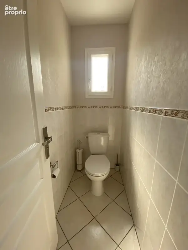 Maison 3 chambres+1 bureau + garage indépendant de 40m2 -jardin paysagé 879m2 - photo 9