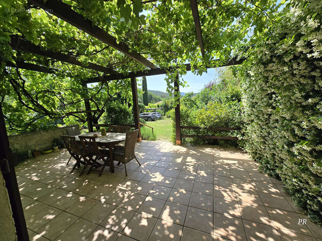 Maison à LA BOUILLADISSE