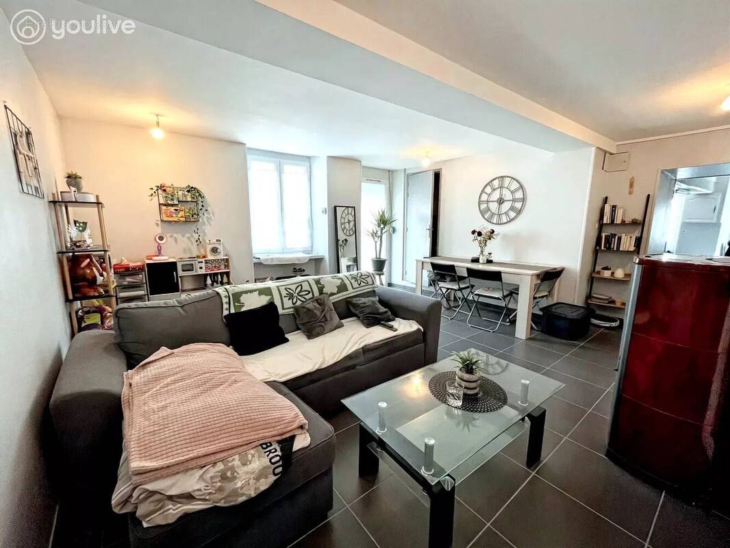 Maison à MOZE-SUR-LOUET