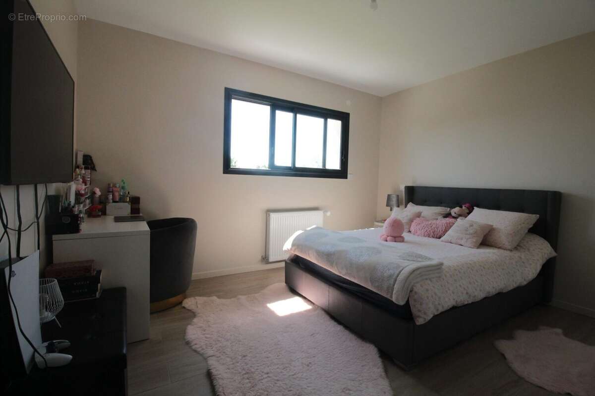 Maison à CHOISY-AU-BAC