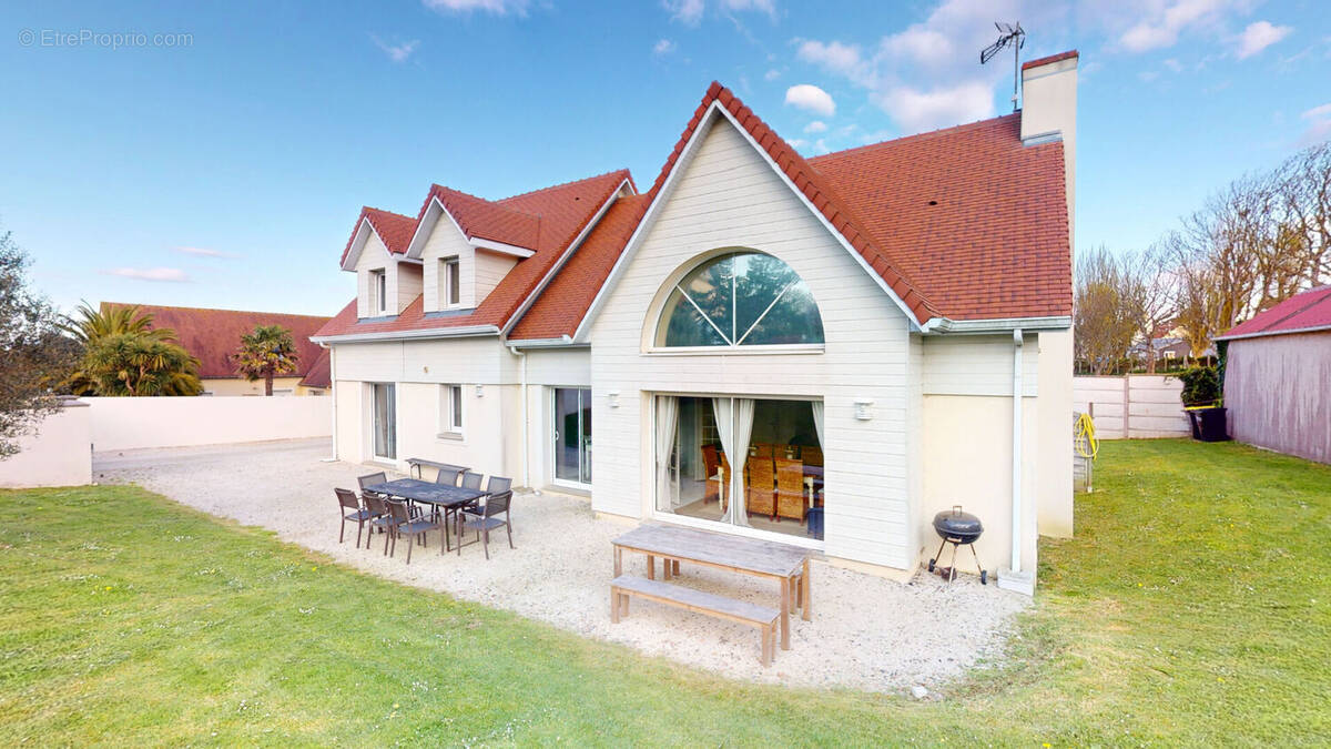 Maison à ARROMANCHES-LES-BAINS