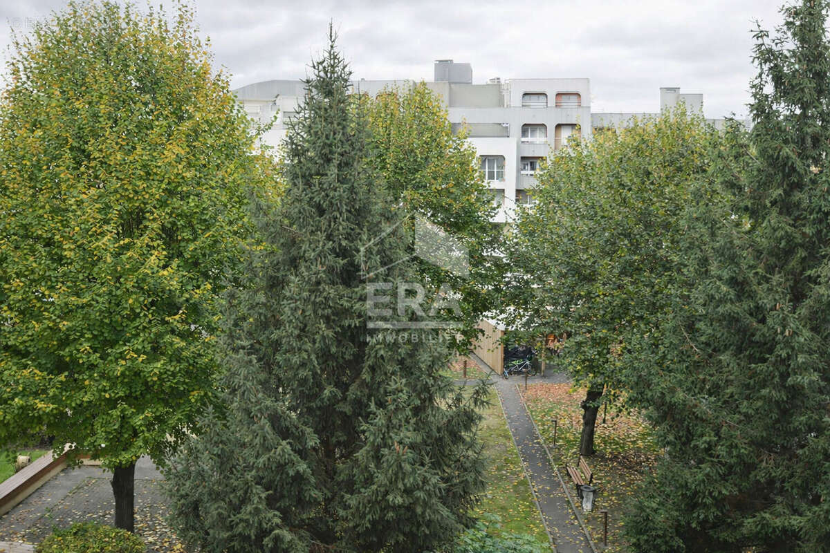 Appartement à ISSY-LES-MOULINEAUX
