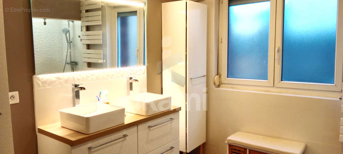 Maison à ROMANS-SUR-ISERE