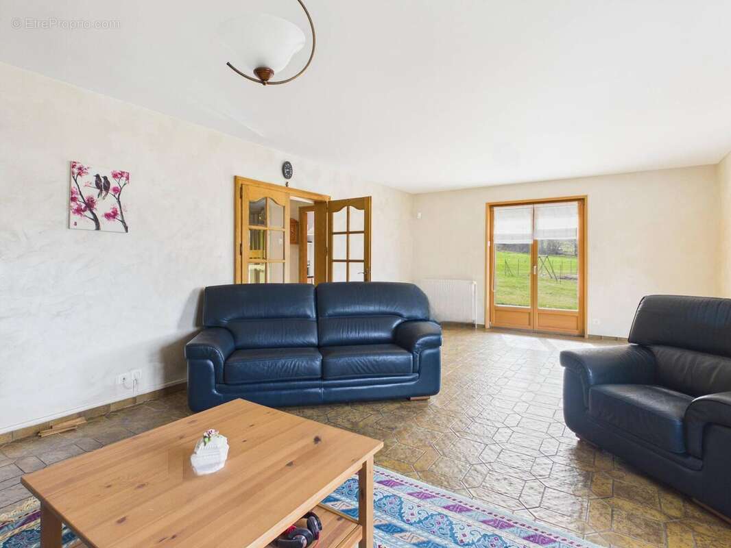 Photo 6 - Maison à LE SYNDICAT