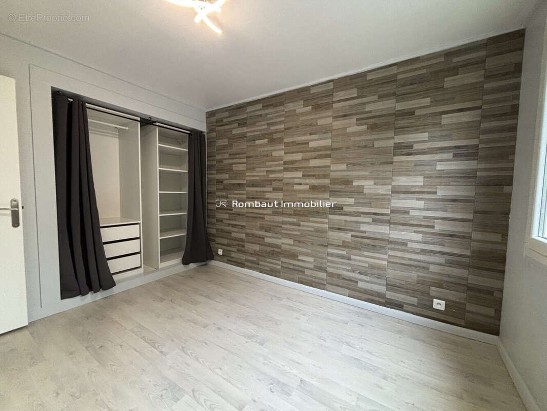 Appartement à LA CELLE-SAINT-CLOUD