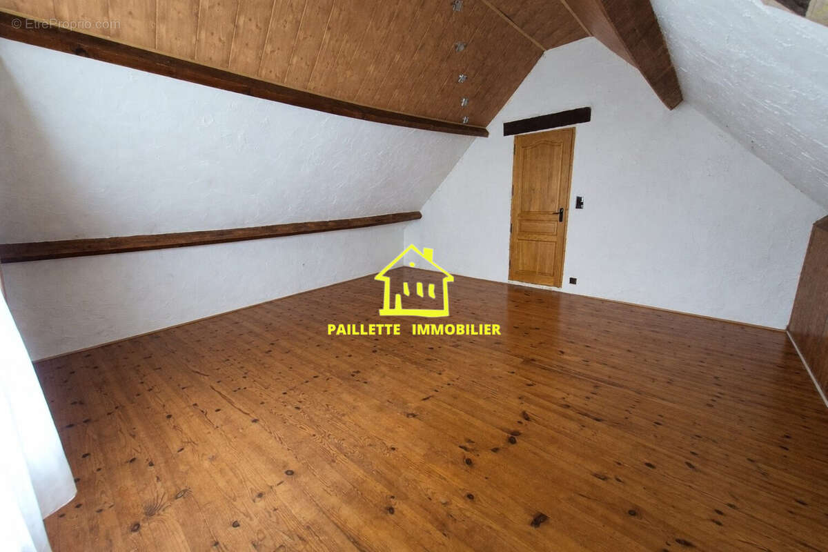 Maison à SAINT-ROMAIN-DE-COLBOSC