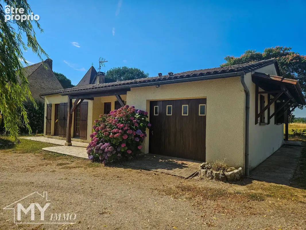 GARDONNE : Maison de plain-pied avec dépendances - photo 26