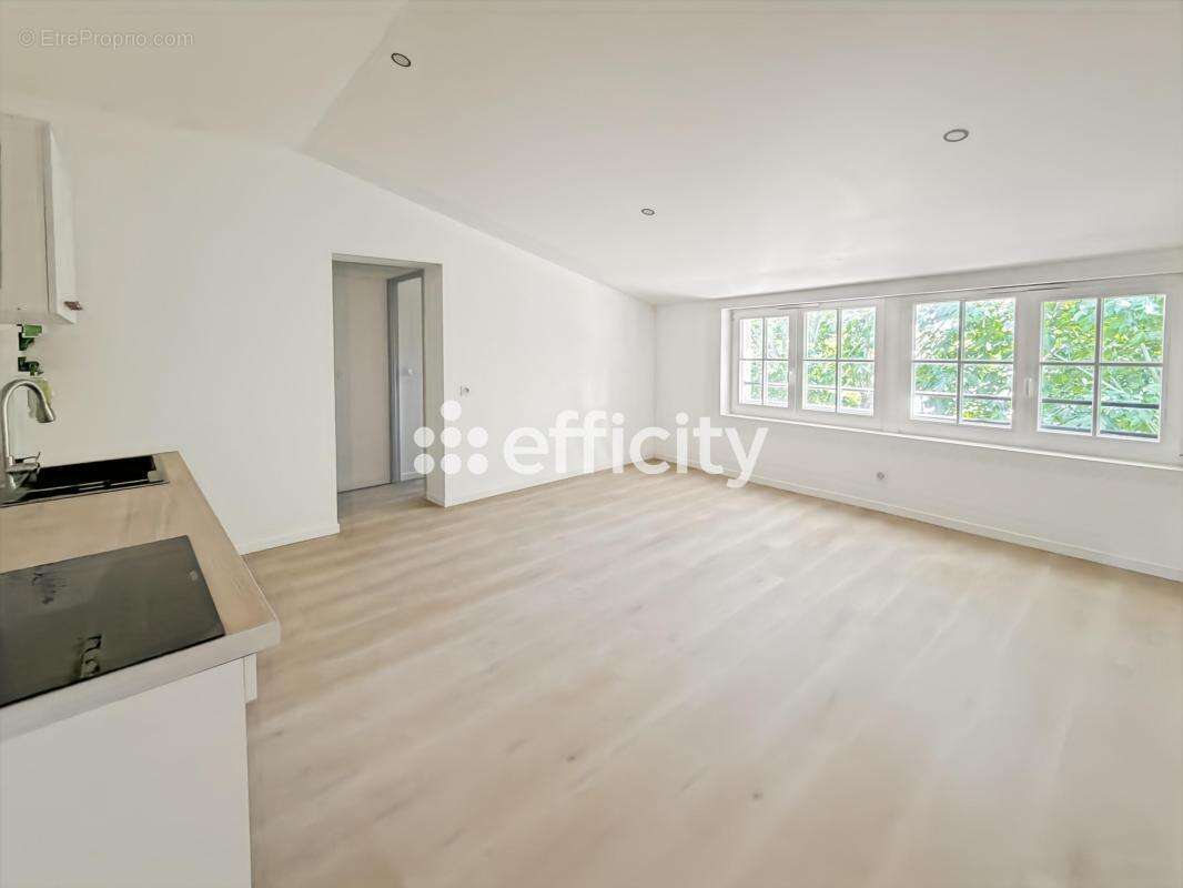 Appartement - photo 2