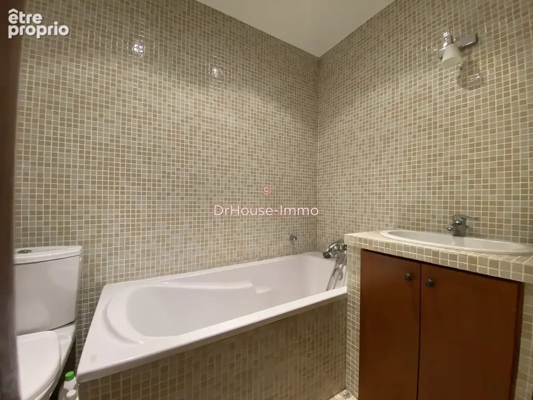 Maison 103 m² à Saintes-Maries-De-La-Mer  - photo 9