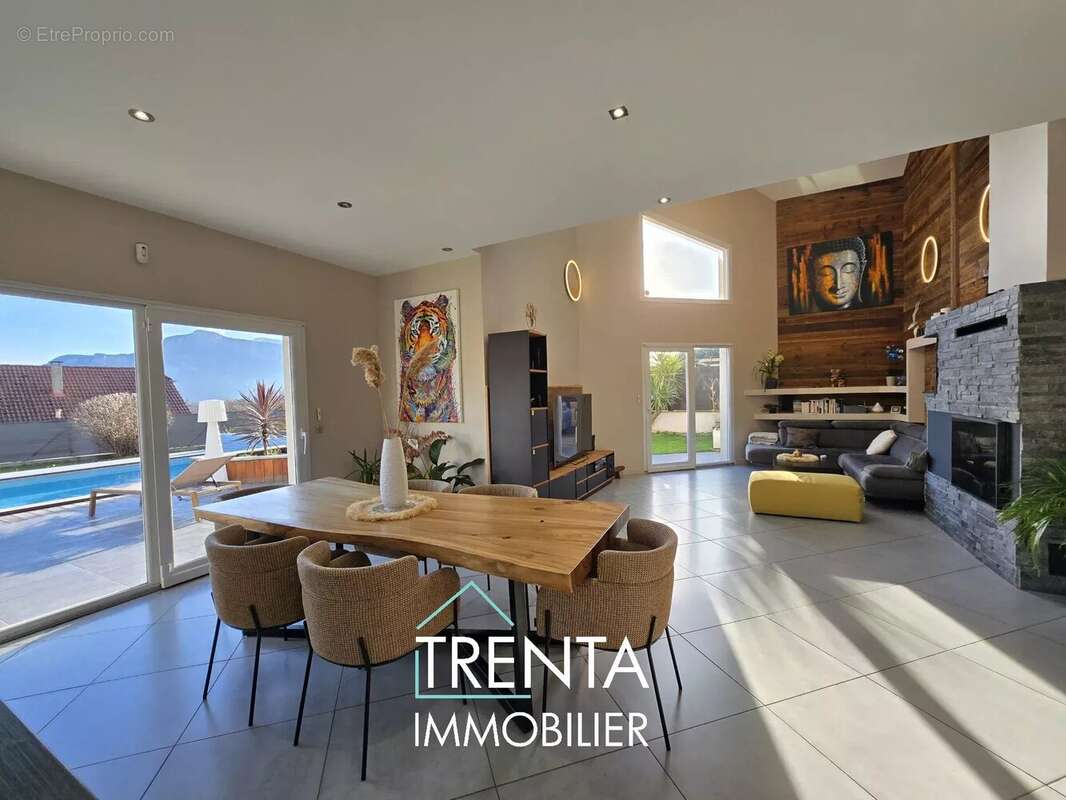 Maison à SAINT-JEAN-DE-MOIRANS