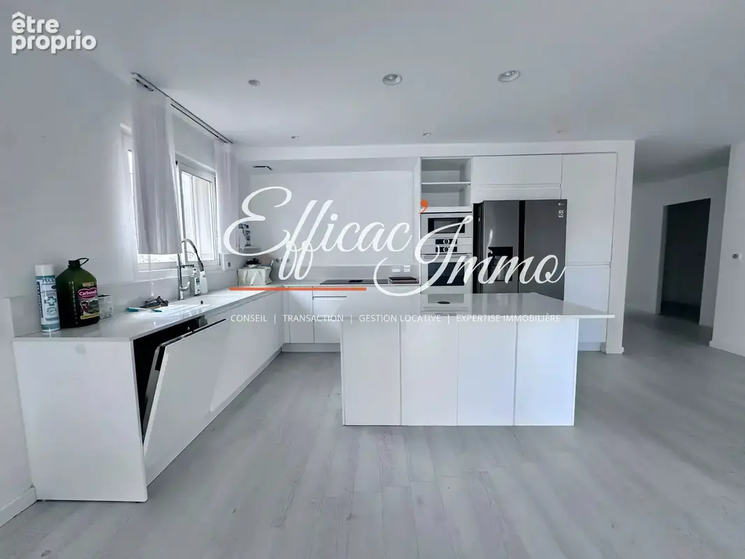 Bien de 154,51 m² avec garage, jardin et prestations haut de gamme - photo 2