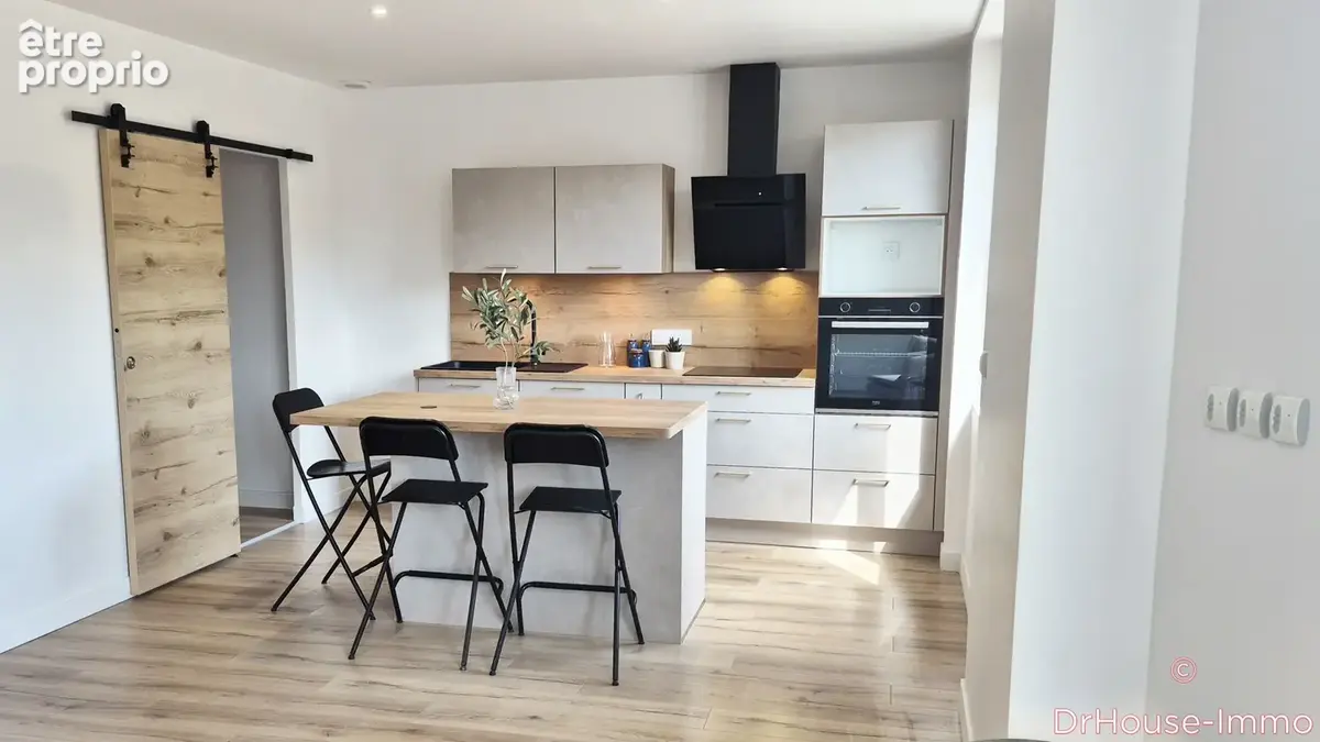 Appartement 5 pièces 82 m² à vendre à Aubiere (63170) - photo 2