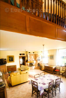 Maison à BERNEVILLE