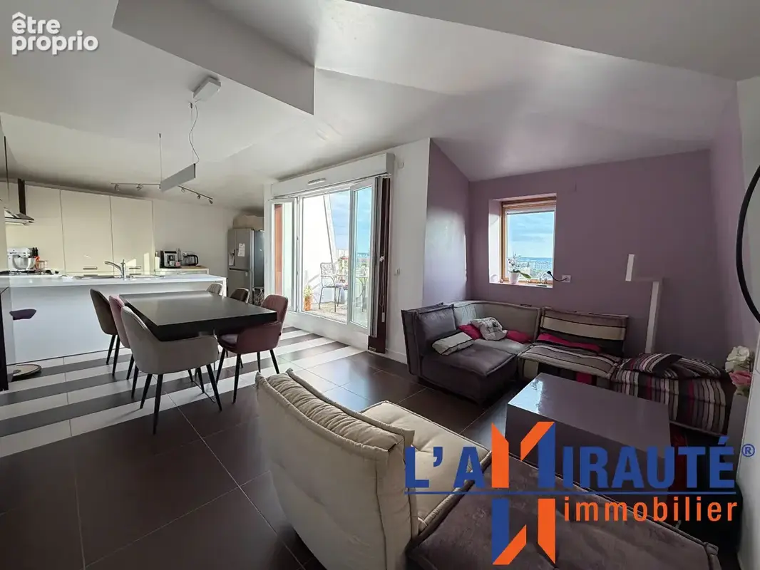 Appartement avec terrasse Rooftop  vue à 360° 5 pièce(s) 93 m2 - photo 3