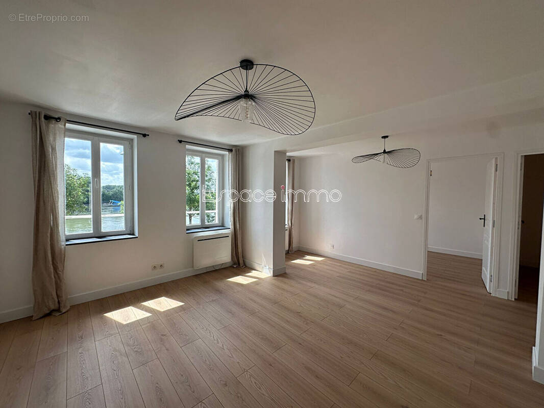 Appartement à DUCLAIR