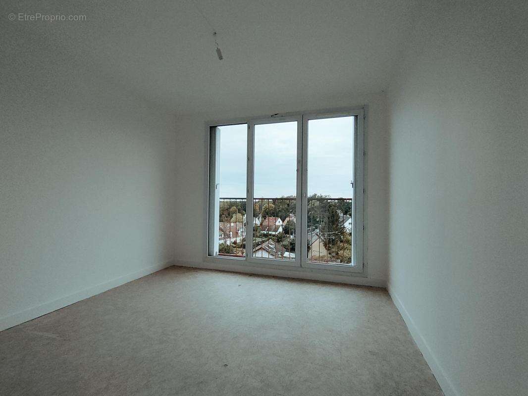 Appartement à LAMORLAYE