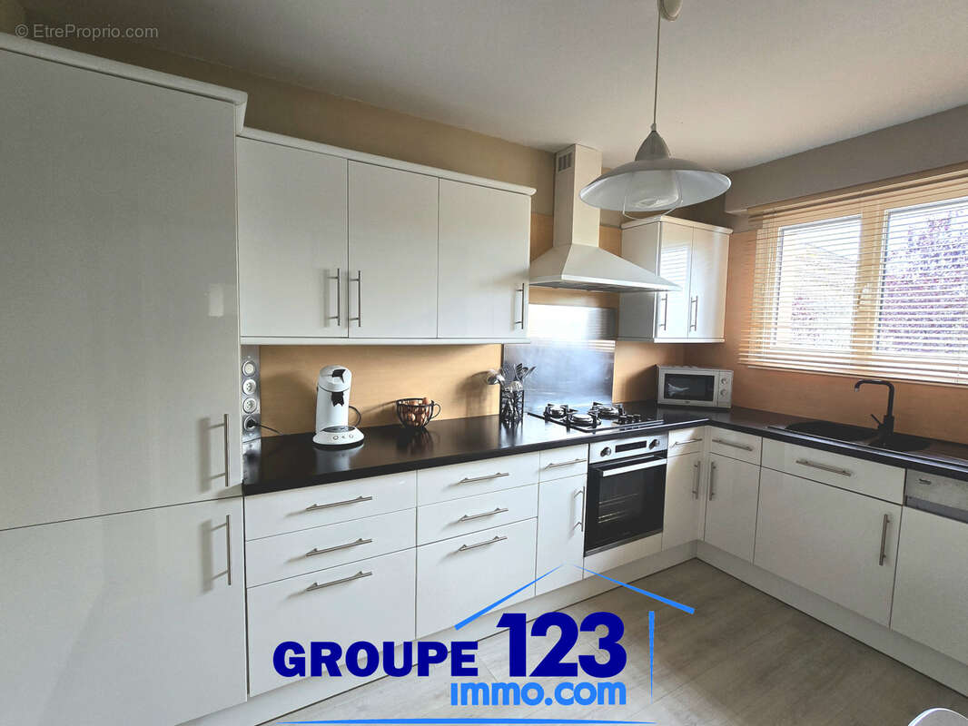SAINT-GEORGES-SUR-BAULCHE  - Maison familiale 4 chambres, avec terrasse, sous-sol complet et double garage - photo 5