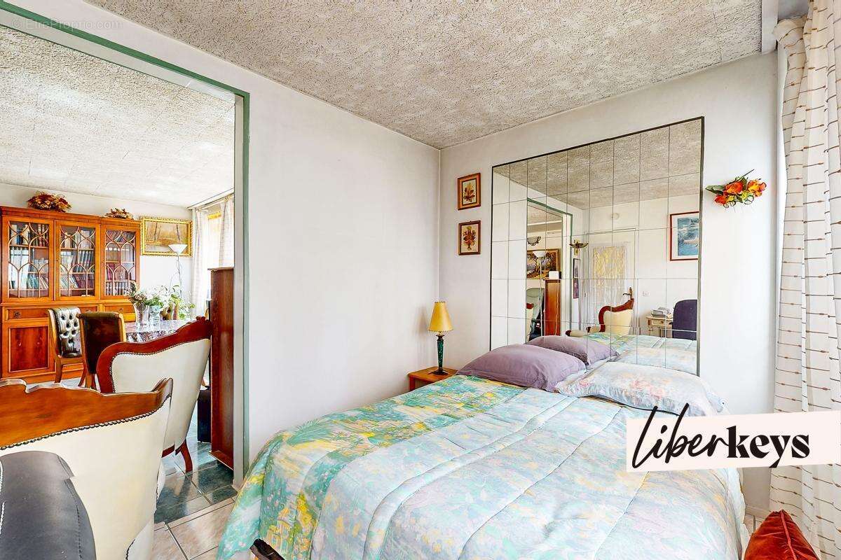 Appartement à CLICHY-SOUS-BOIS