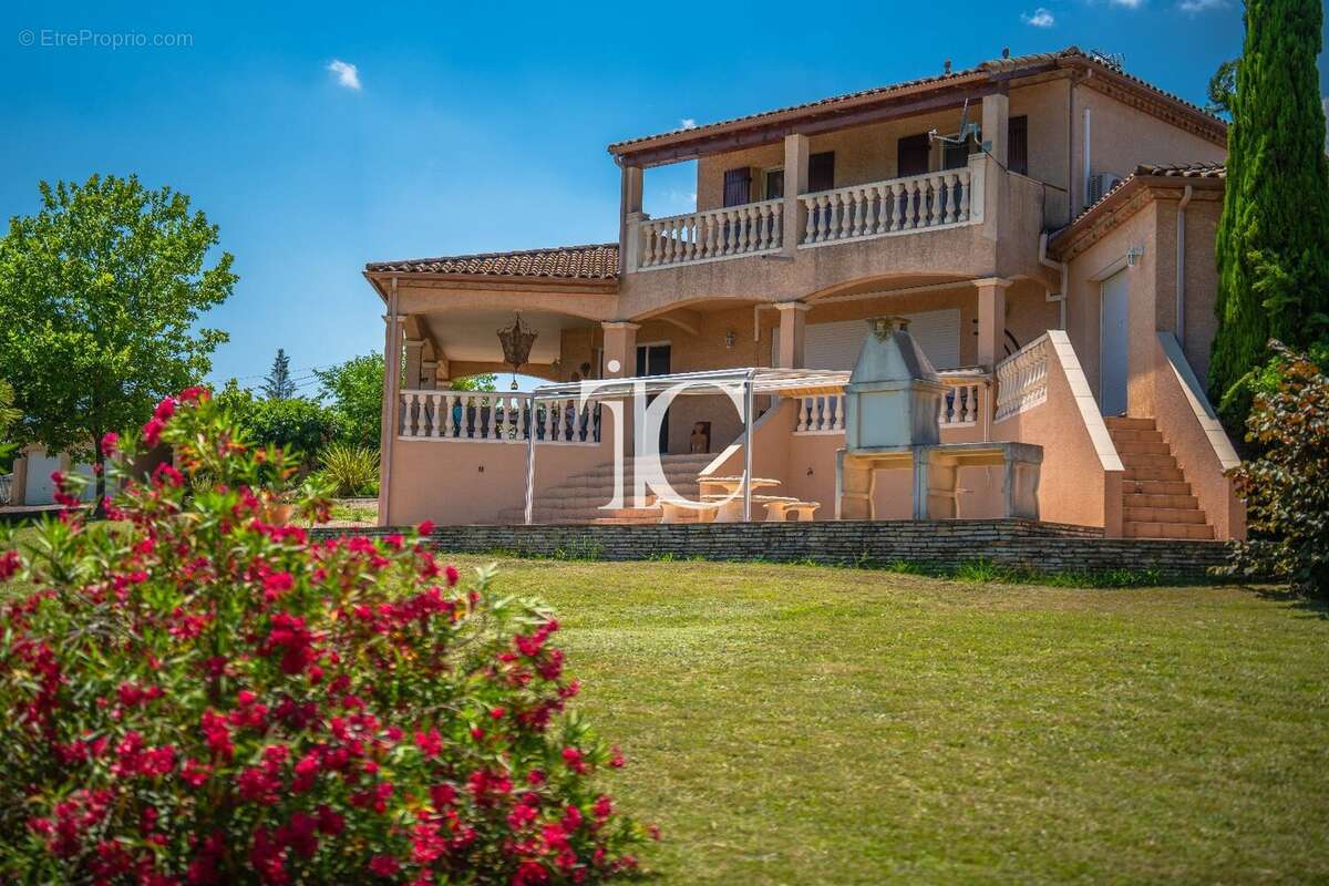 Maison à SAINT-JULIEN-DE-CASSAGNAS