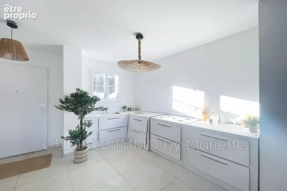 Maison 4 pièces 89 m² à vendre à La Garde-Freinet (83680) - photo 2