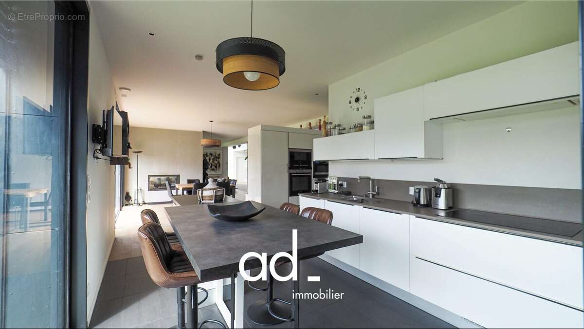 Maison à LA ROCHELLE