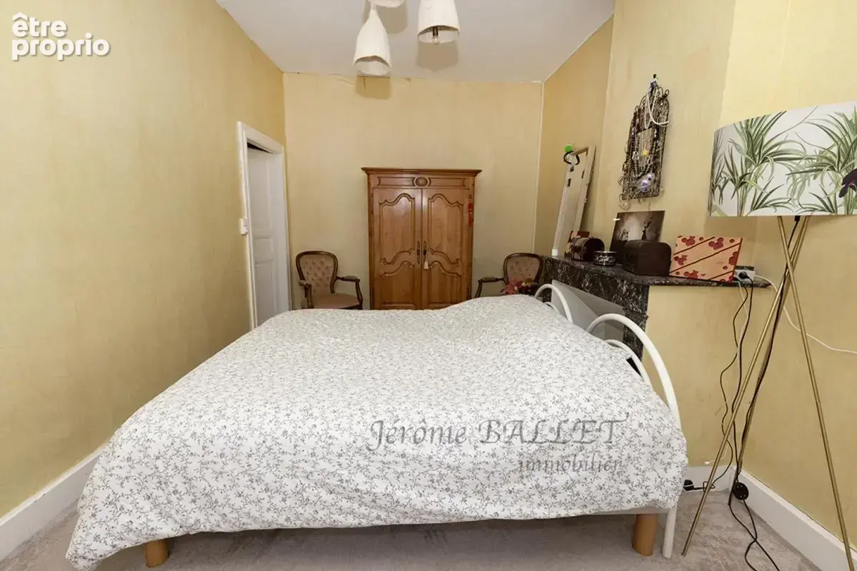 Maison 10 pièces 241 m² à vendre à Carmaux (81400) - photo 18