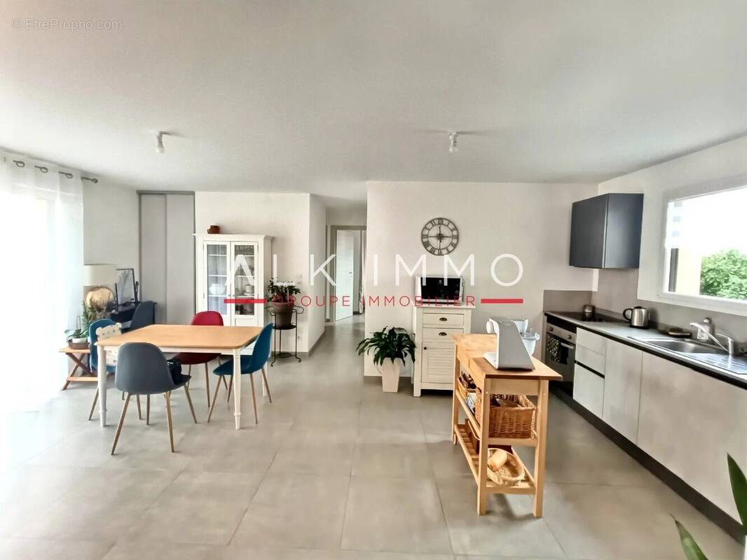 Appartement à CHENS-SUR-LEMAN