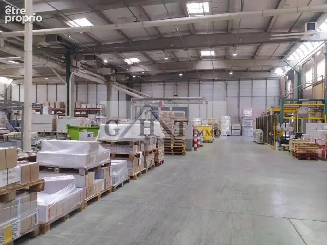 EXCLUSIVITE 3500 m² entrepot bureaux à vendre à LOGNES - photo 6