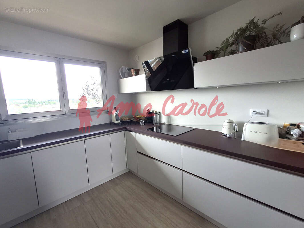 Appartement à LE PERREUX-SUR-MARNE