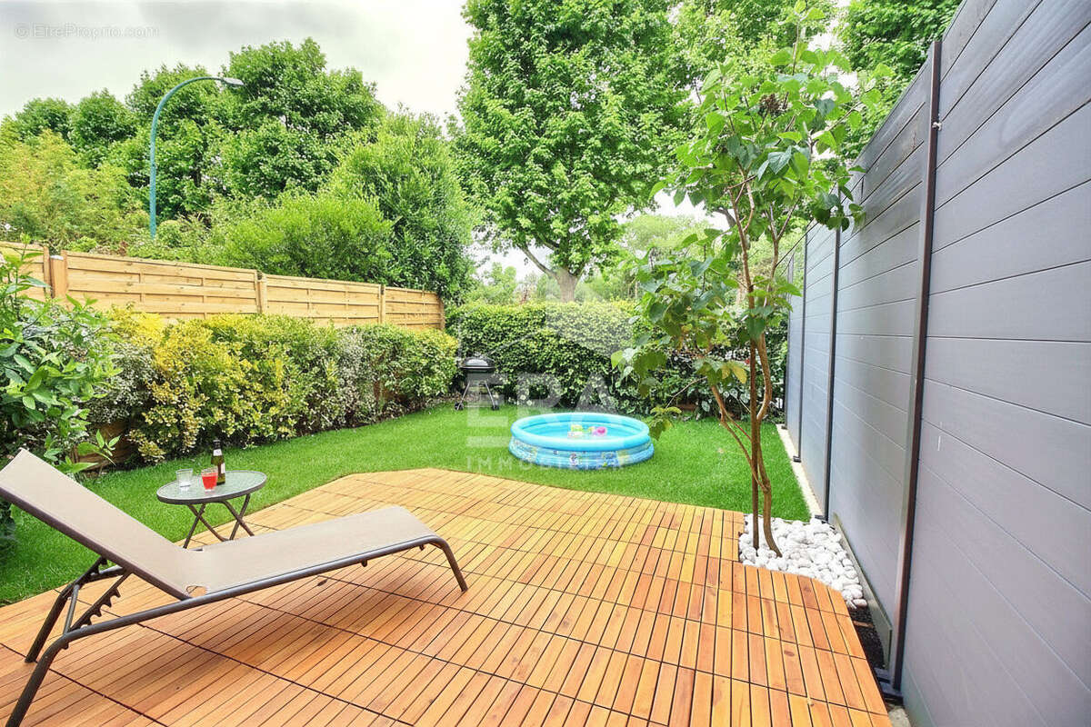 Maison à VILLENEUVE-LA-GARENNE