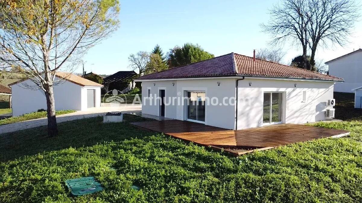 Maison à LEGUILLAC-DE-L&#039;AUCHE