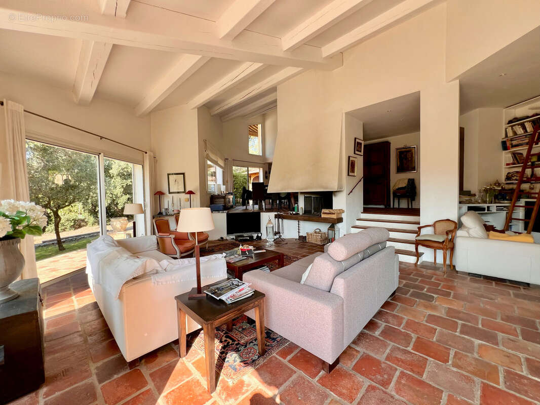 Maison à LA VALETTE-DU-VAR