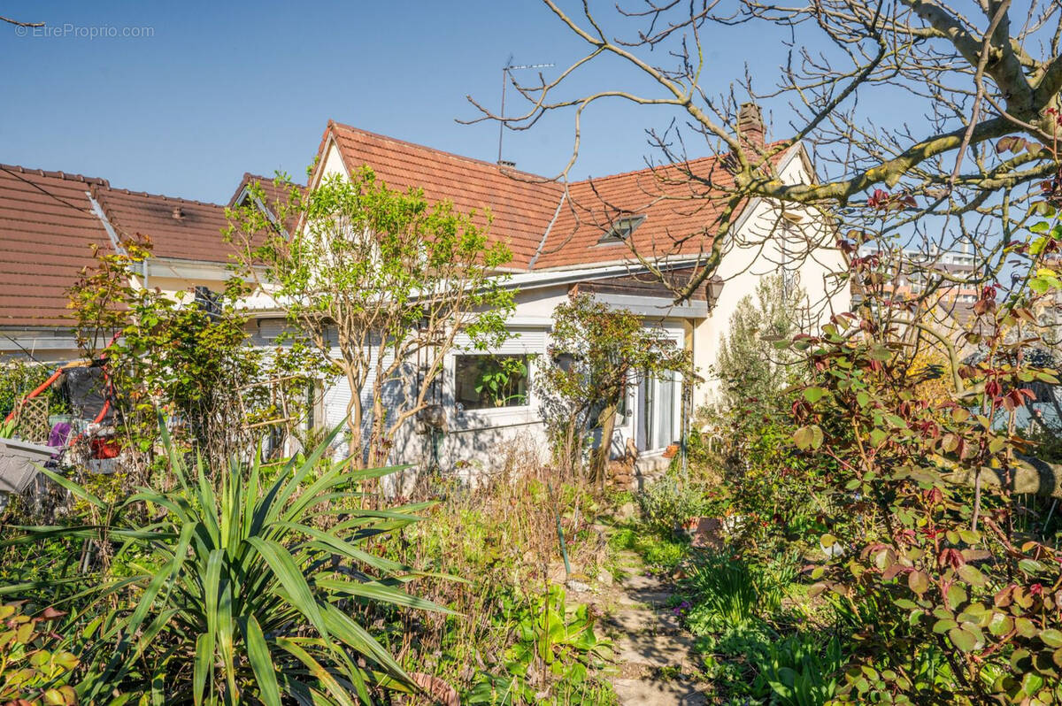 Maison à FRANCONVILLE