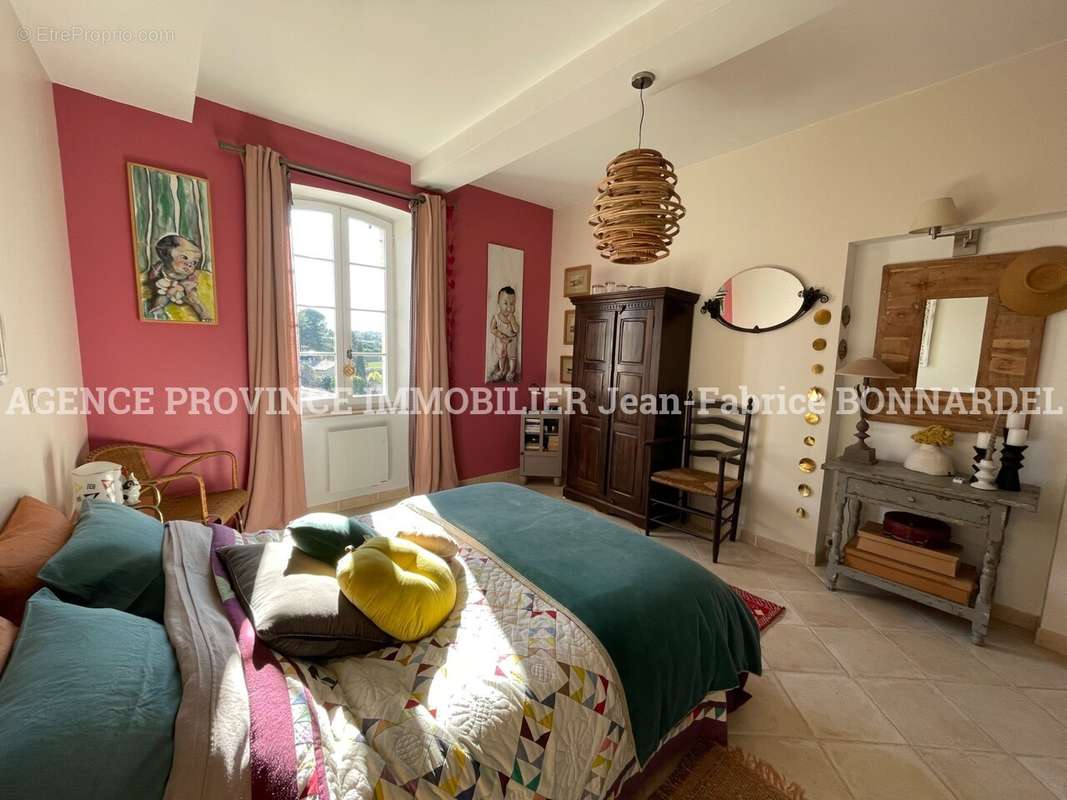 Maison à ROCHEBRUNE