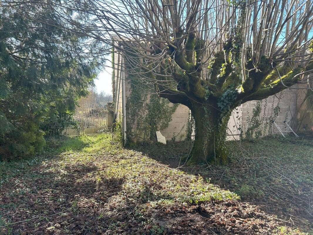 Maison à VILLARS-LES-BOIS