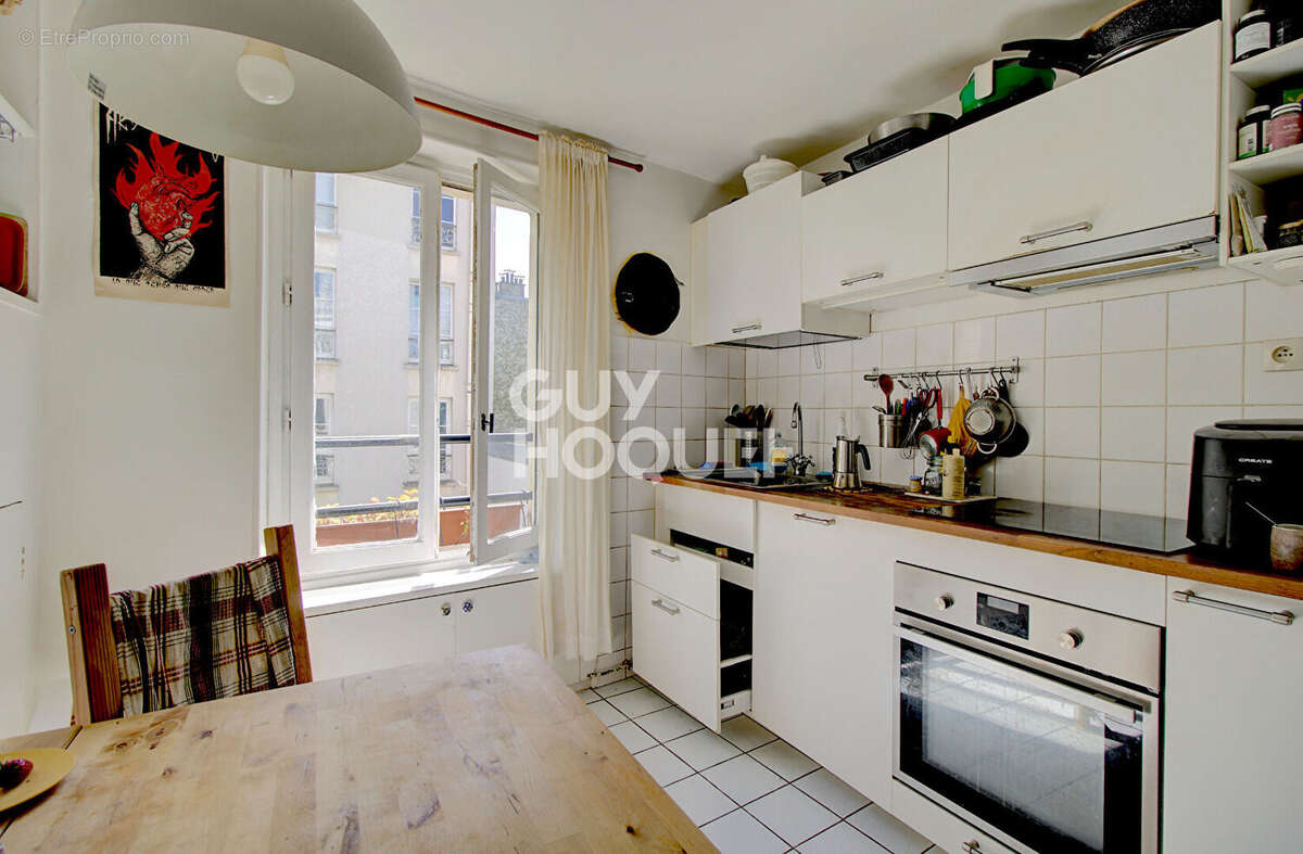 Appartement à PARIS-20E