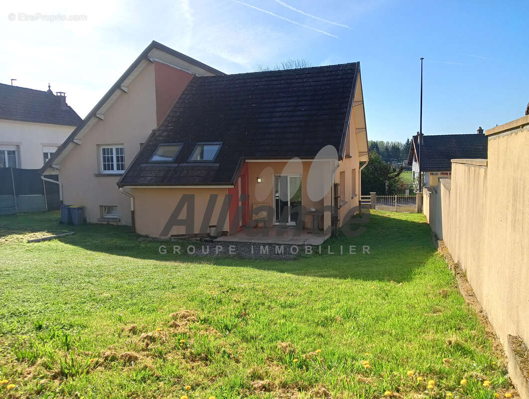 Maison à LUXEUIL-LES-BAINS
