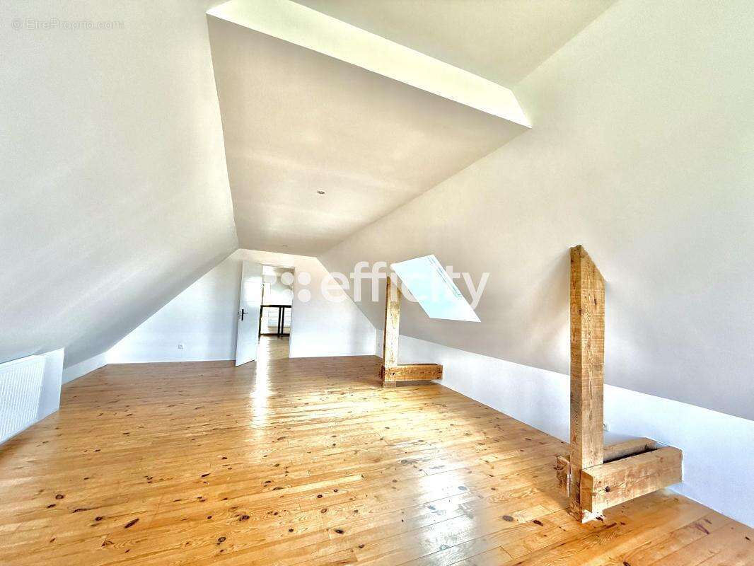 Maison à BUCY-LE-LONG