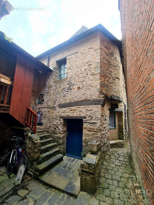 VITRÉ - Immeuble de rapport - 3 appartements loués - Idéal investisseur - photo 13