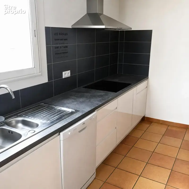 Maison 8 pièces 190 m² à vendre à Saleilles (66280) - photo 4