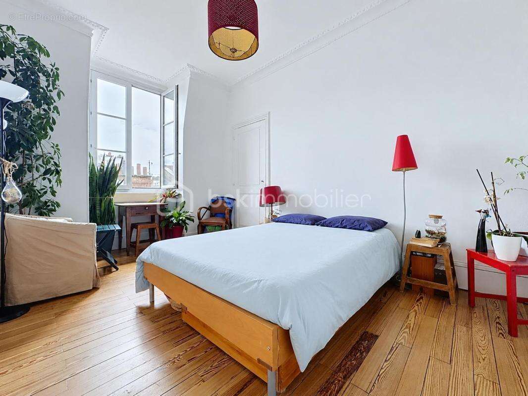 Appartement T5 de caractère – 135 m² Carrez / 150 m² utiles – Dernier étage avec ascenseur - photo 9