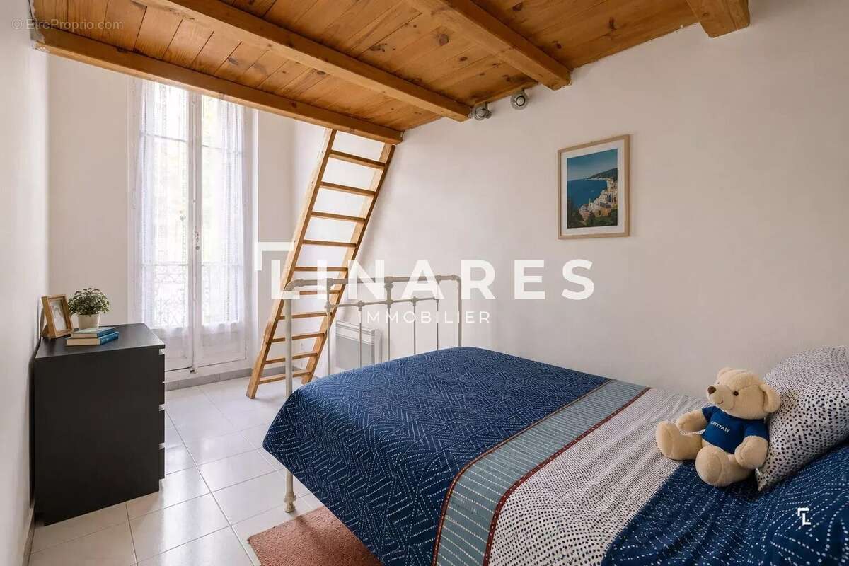 Appartement à MARSEILLE-6E