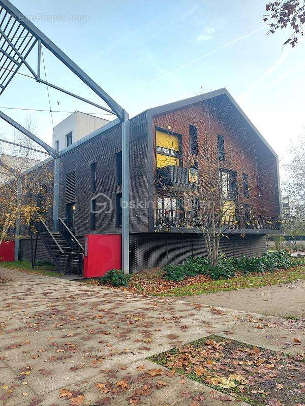 A vendre F2 de 47,4 m² – Dernier étage – Balcon – Parking couvert – Éco-quartier de Ris-Orangis - photo 5