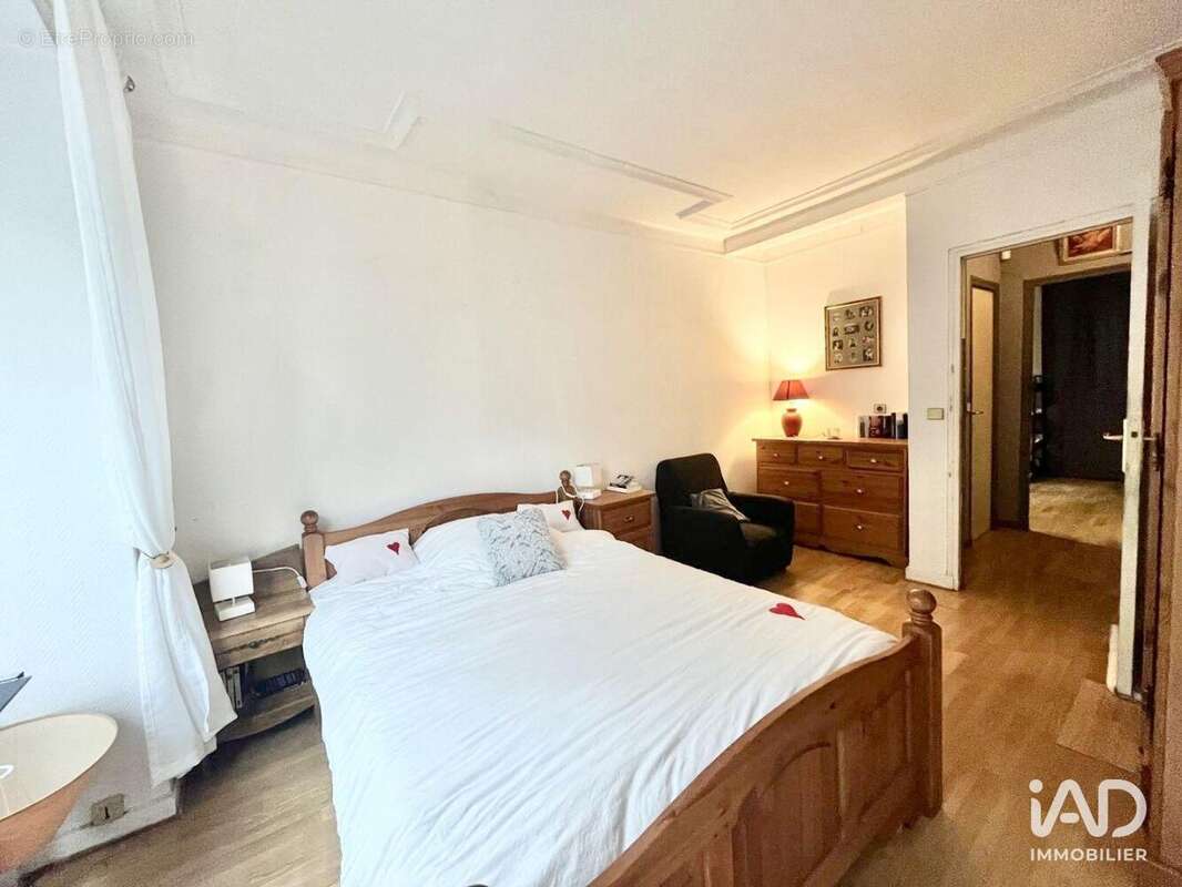 Photo 4 - Appartement à PARIS-18E