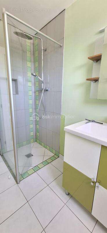 Maison moderne 5 chambres avec extension bois, piscine et grand terrain - photo 10